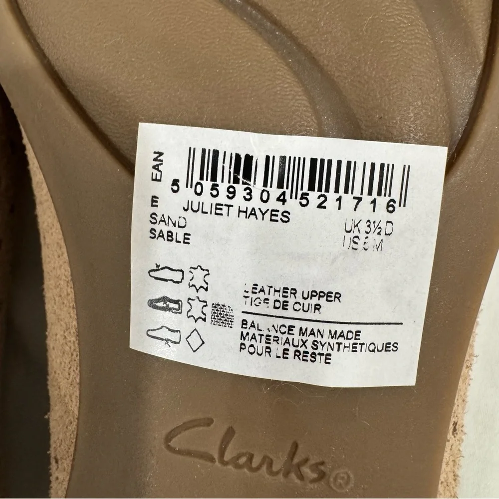 Clarks Juliet Hayes Perforated Suede Loafers‎ Sand 6M